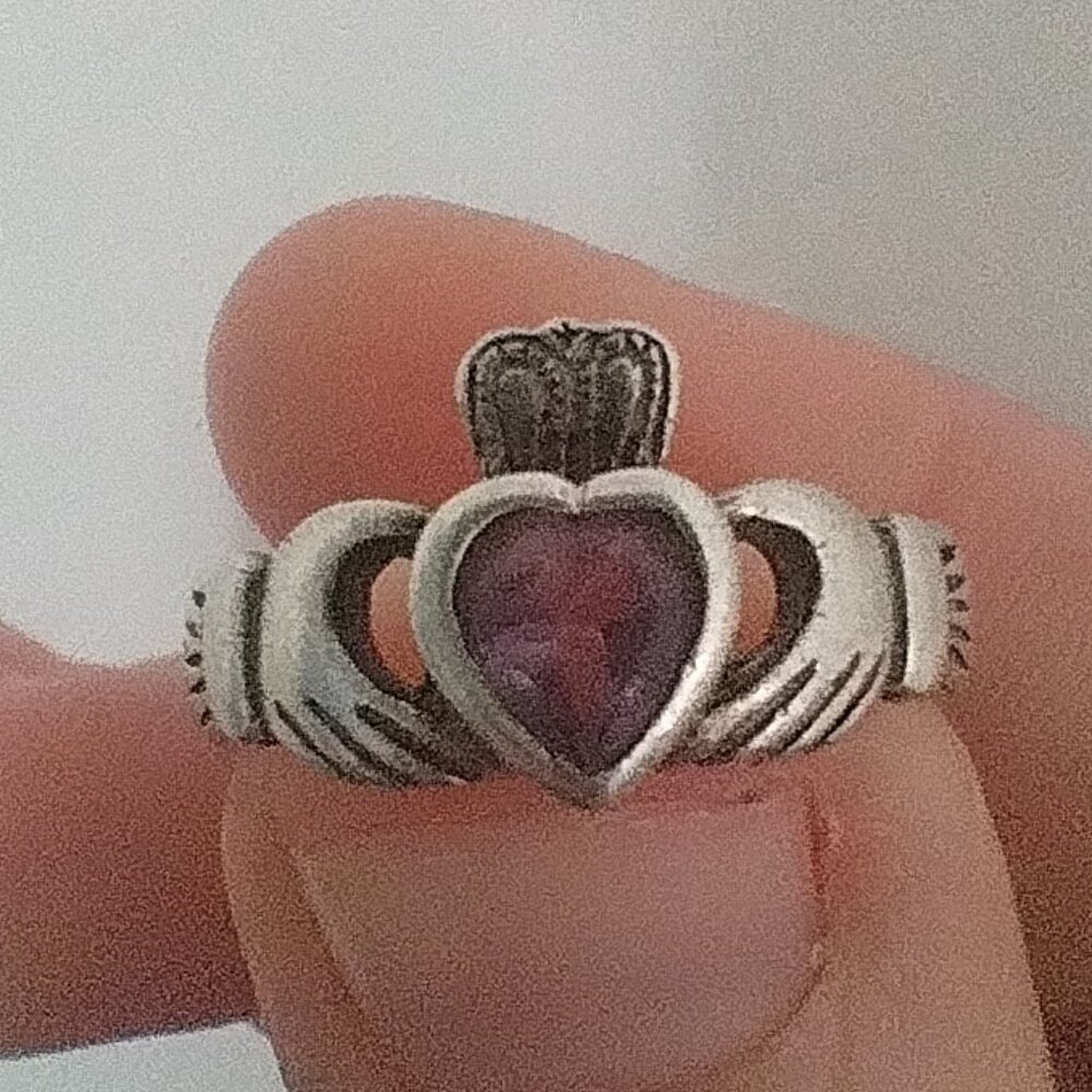 Sterling Silver and amethyst claddah ring size 6
